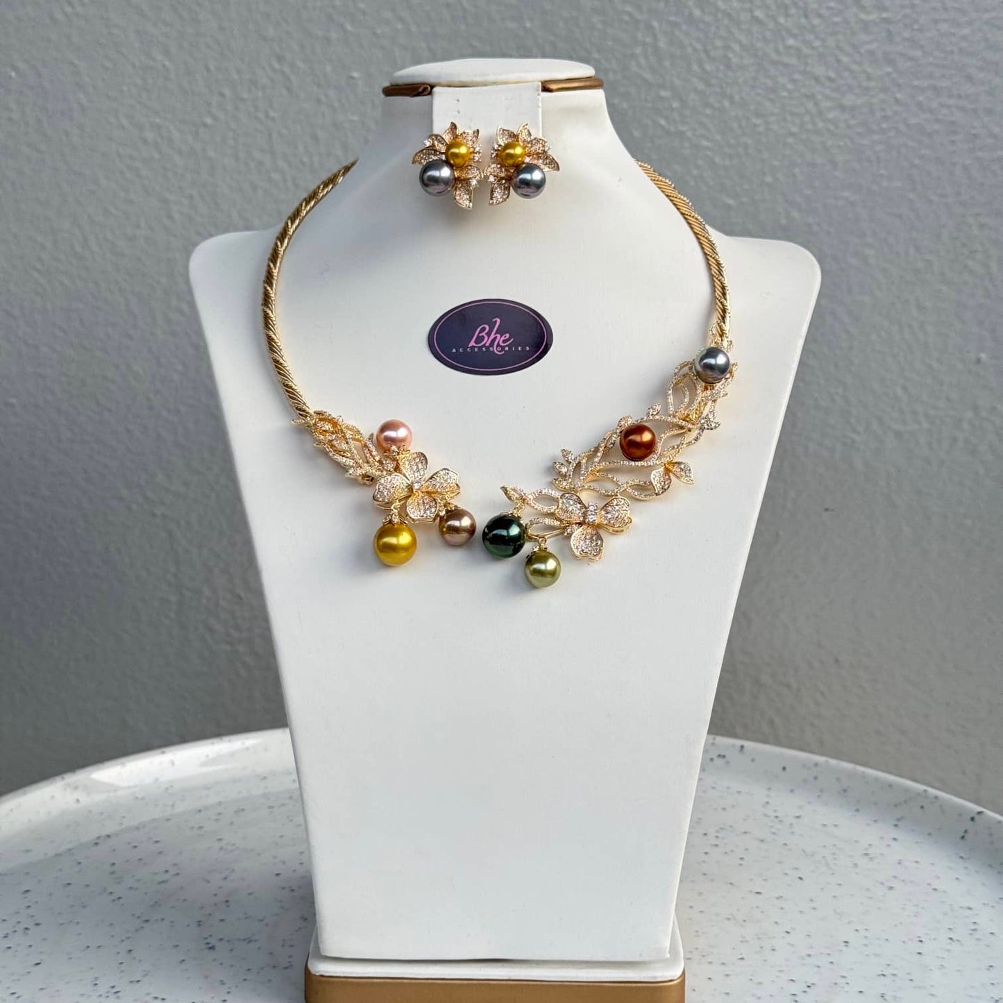 Luxury Statement 2-Piece Multicolour Pearl Cubic Zirconia Choker Set