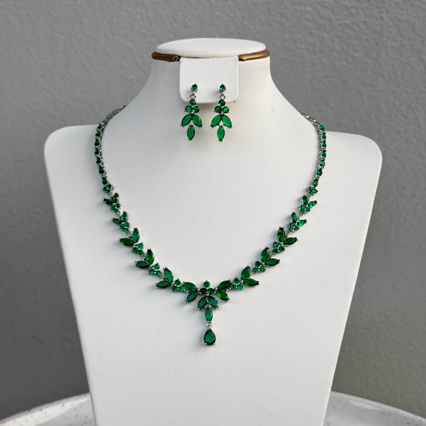 Drop Pendant Bridal Necklace and Earring Jewelry Set