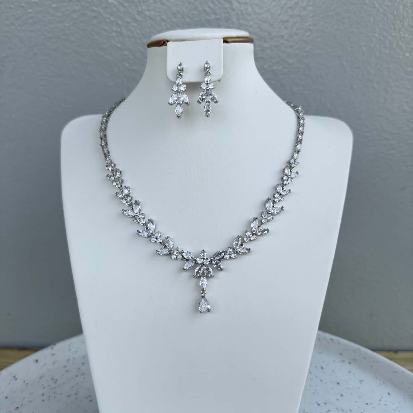 Drop Pendant Bridal Necklace and Earring Jewelry Set