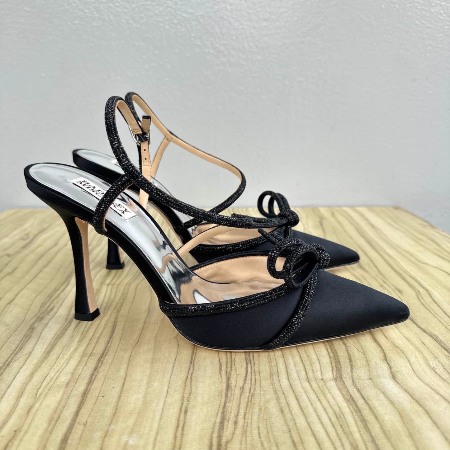 Badgley Mischka Ankle Strap Pointed Toe Heeled Pump - Size 41