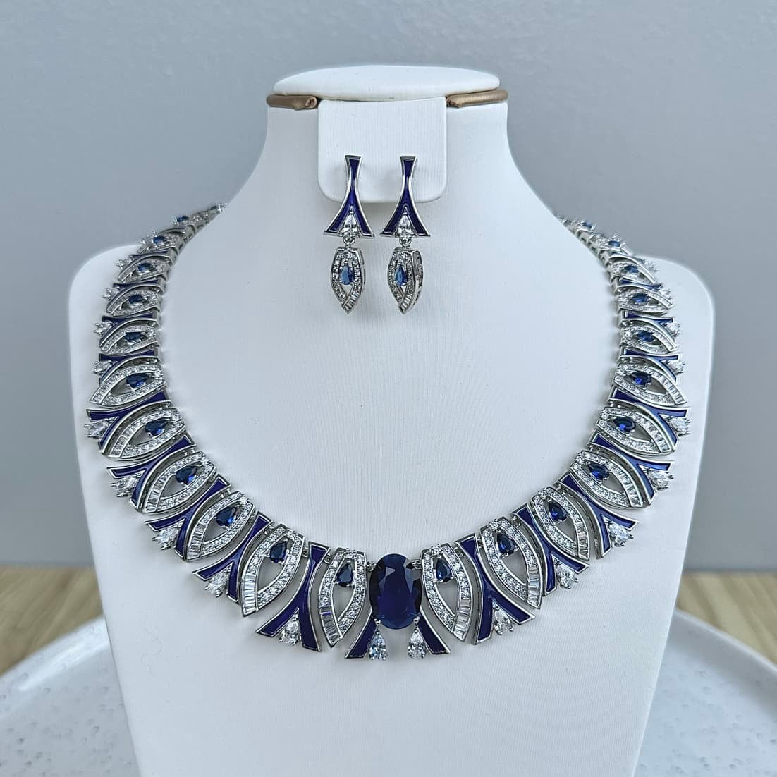 Statement Round Luxury Cubic Zirconia Necklace and Earring Set - Blue