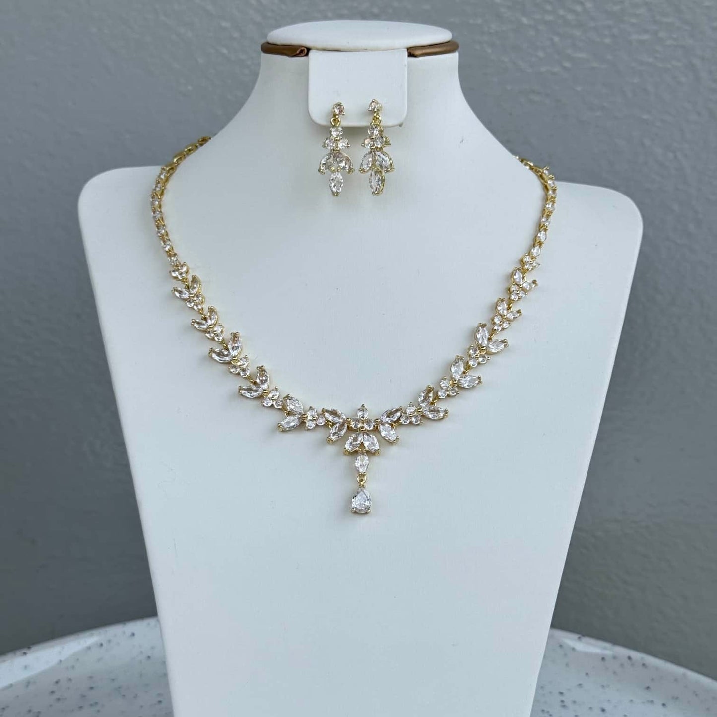 Drop Pendant Bridal Necklace and Earring Jewelry Set