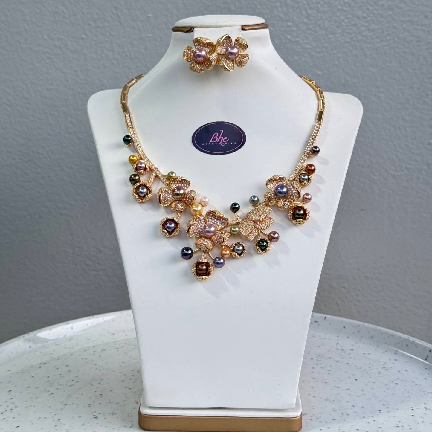 Luxury Statement 2-Piece Multicolour Pearl Cubic Zirconia Jewelry Set – Gold