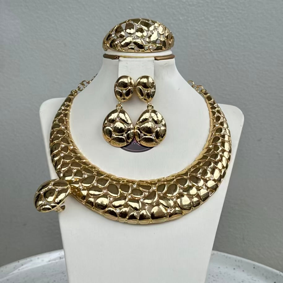 Italian Design Round Patterned Plated Jewelry Set - Gold