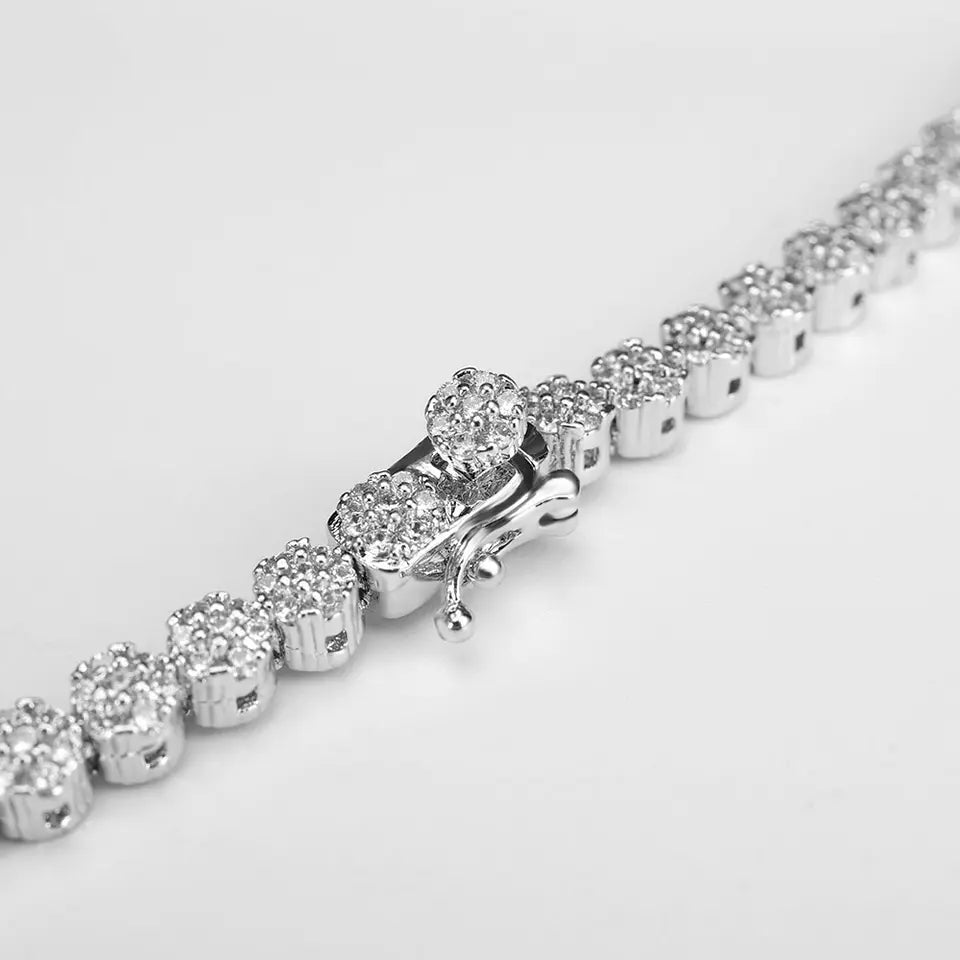 Luxury 4 Piece Detailed Cubic Zirconia Jewelry Set