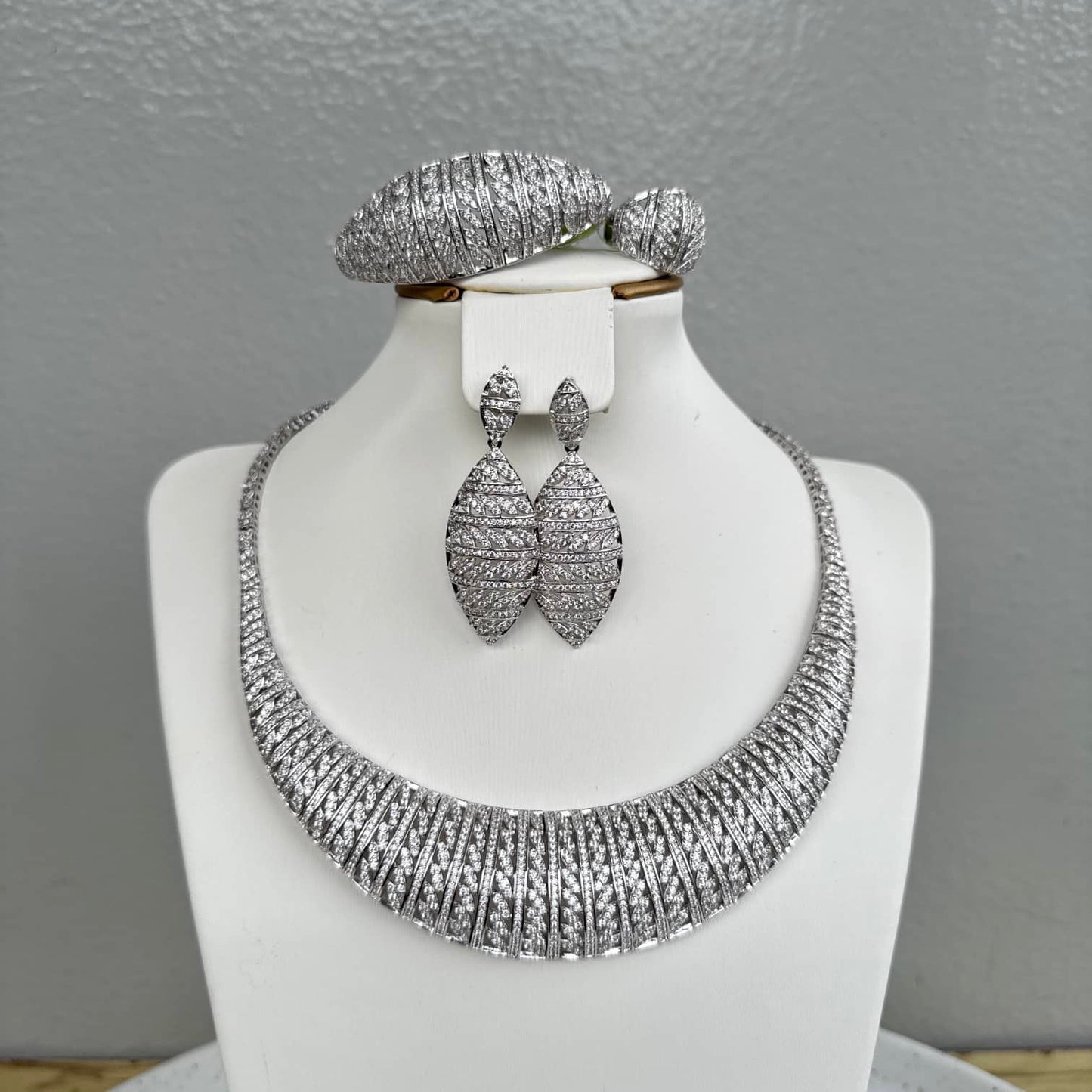 Luxury 4 Piece Cubic Zirconia Jewelry Set