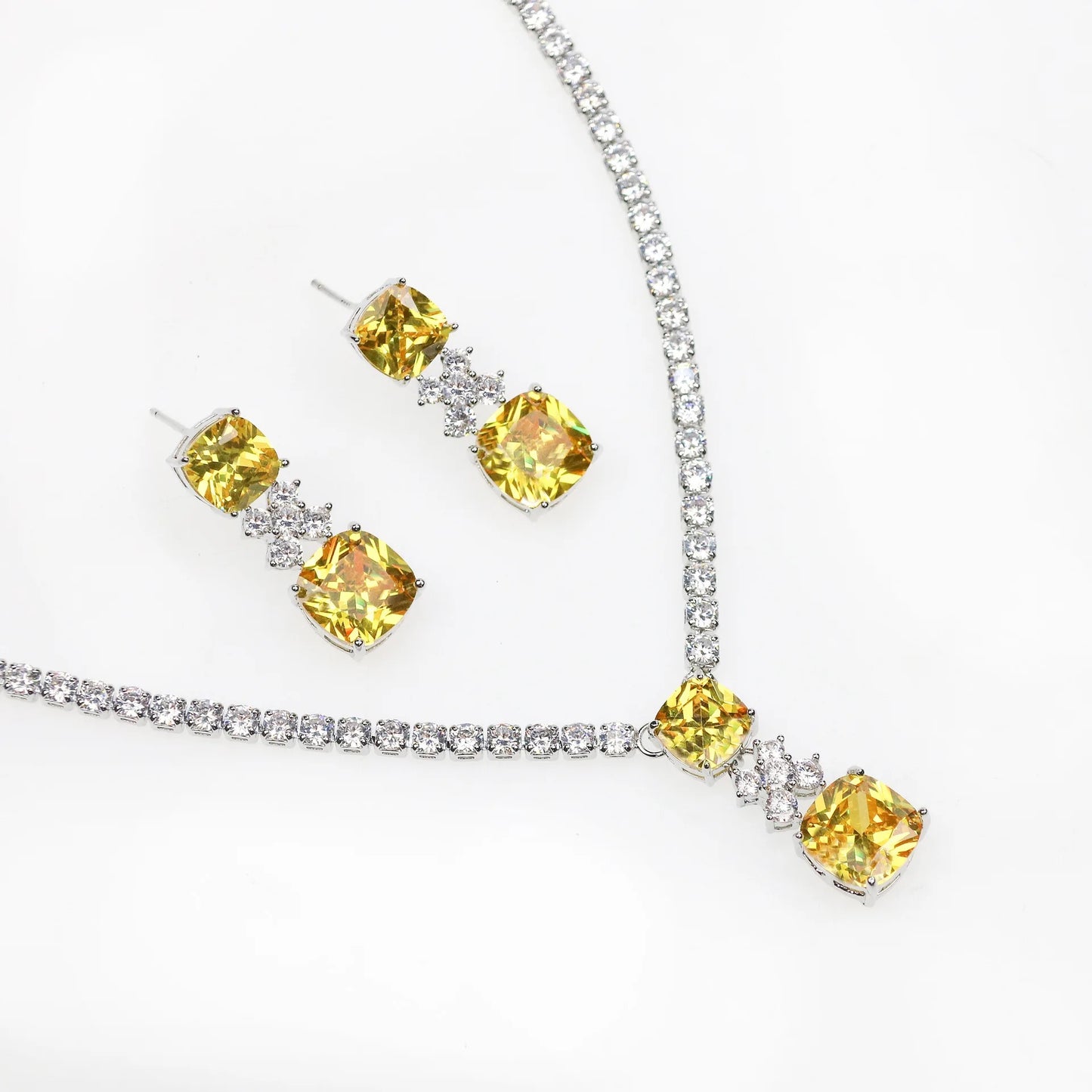 Simple X Drop Pendant Cubic Zirconia Necklace and Earring Set - Yellow