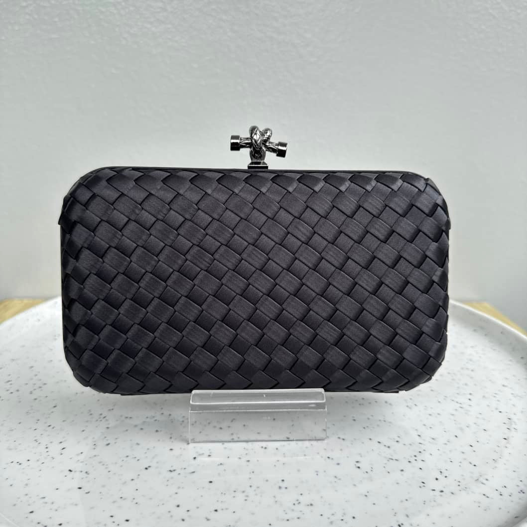 Weave Satin Knot Clasp Clutch Purse
