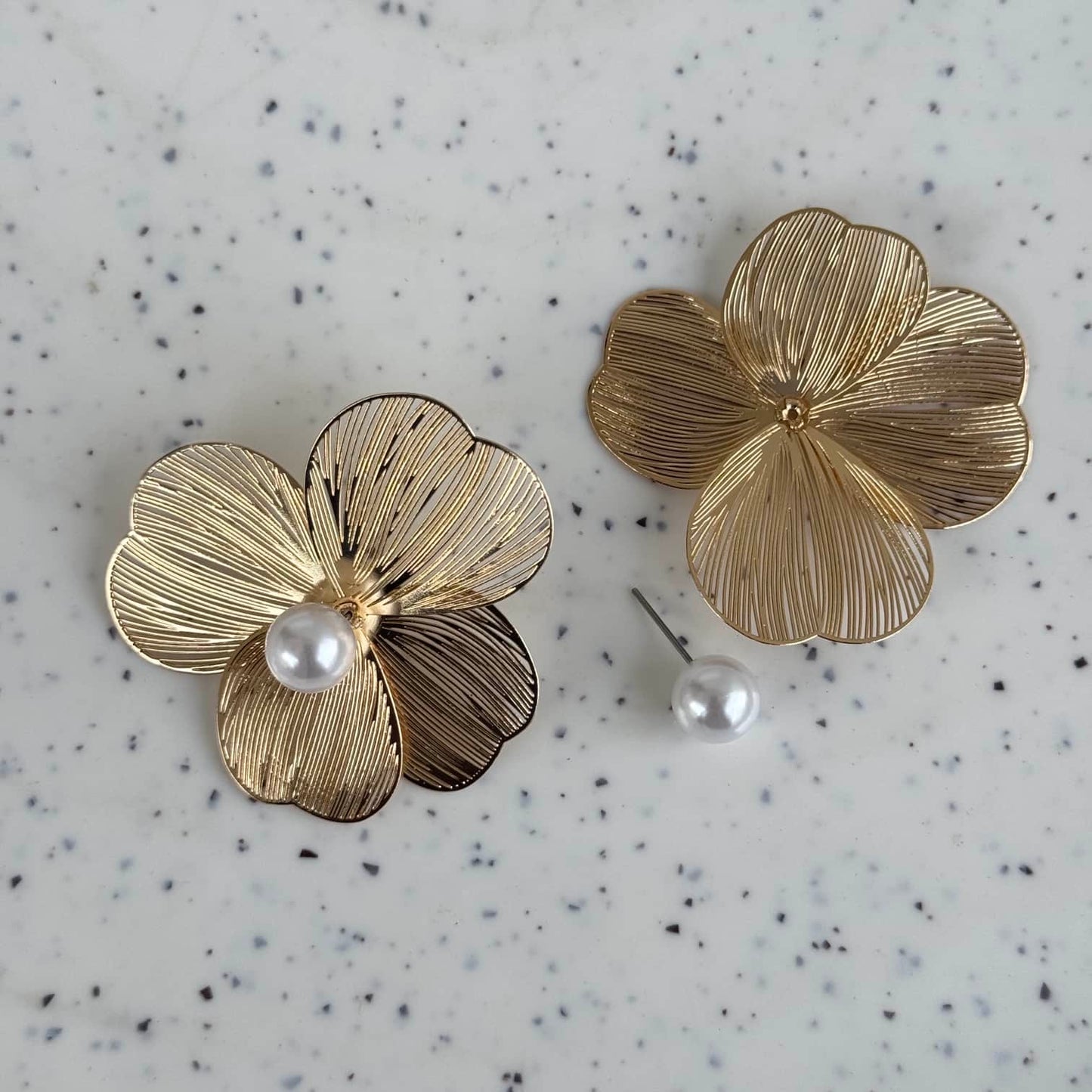 Big Stud Flower Earring
