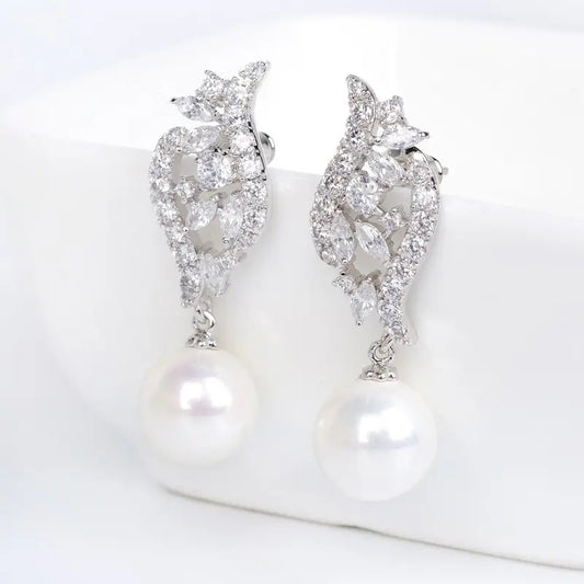 Small Drop Pearl Earring