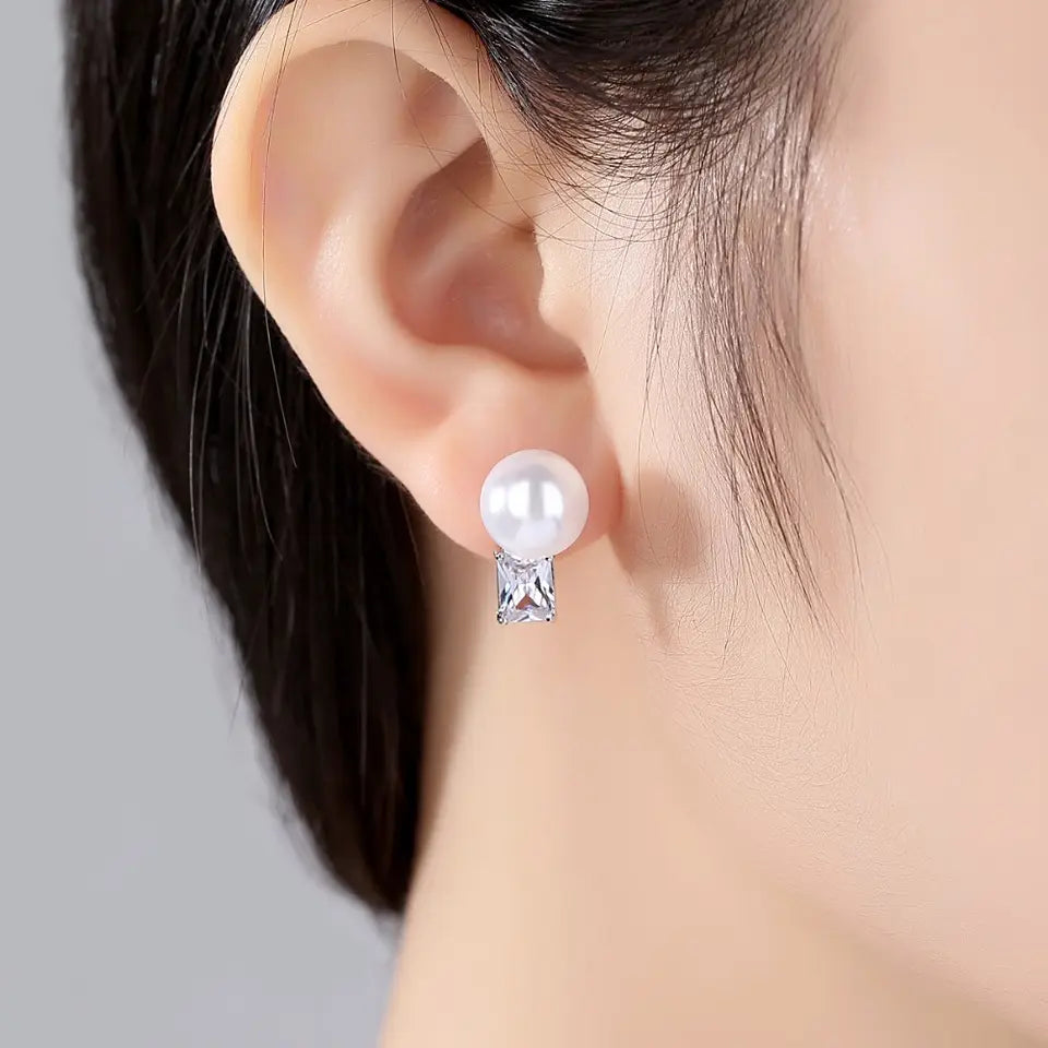 Cubic Zirconia Pearl Stud Earring