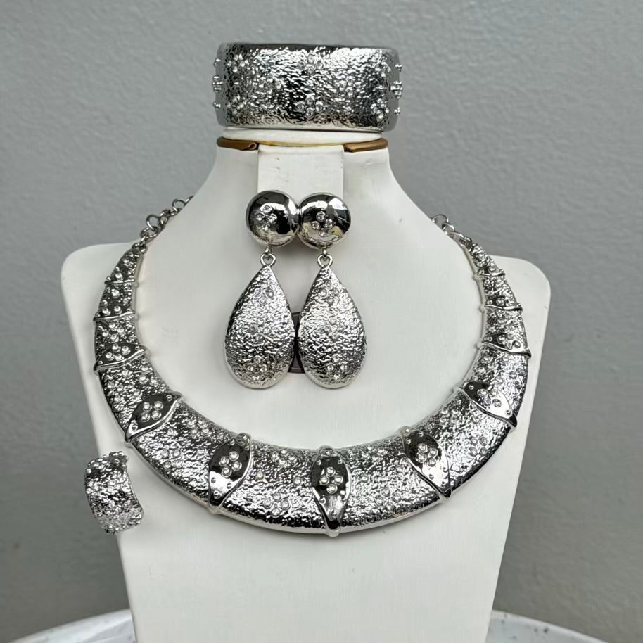 Italian Design Round Plated Jewelry Set - Silver