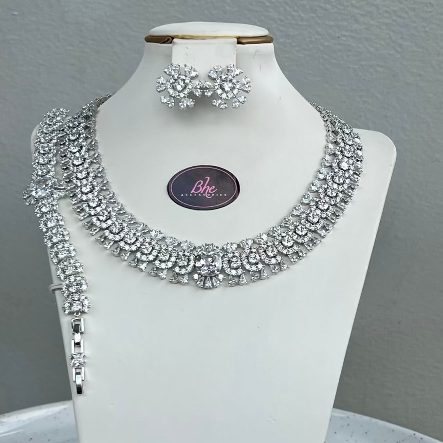 Statement Round Luxury Cubic Zirconia Jewelry Set - Silver